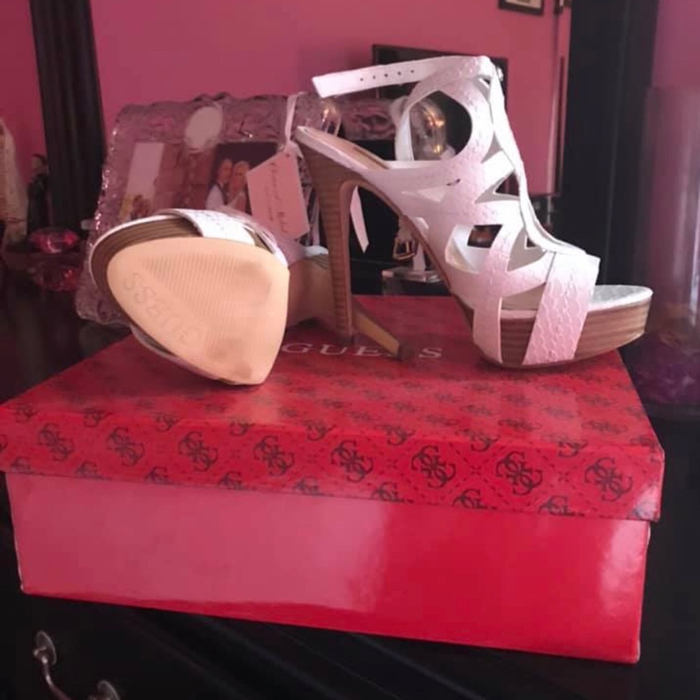 Guess White Cutout Platform Peep-Toe Heels